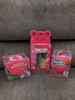 Sugar Bear Squishies, Scented Red Apple & Strawberry Squishies.